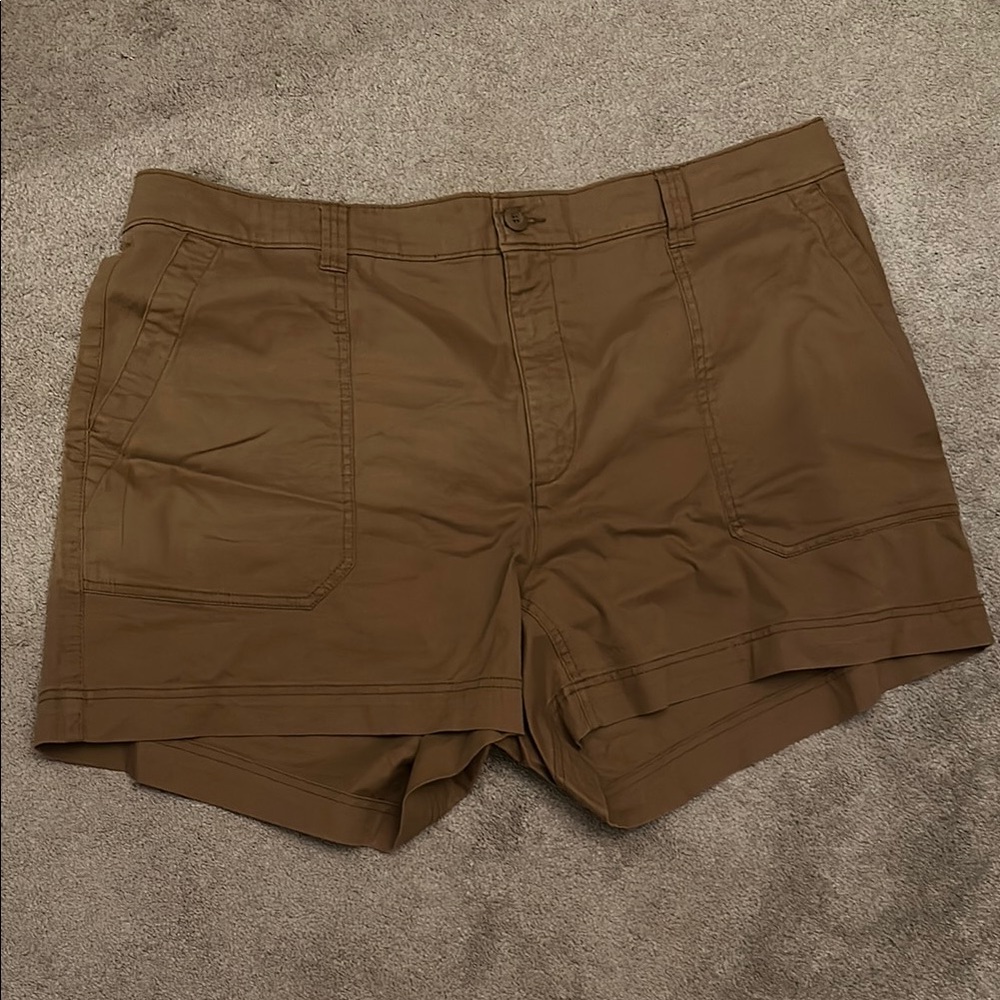 Old Navy Tan Chino Shorts